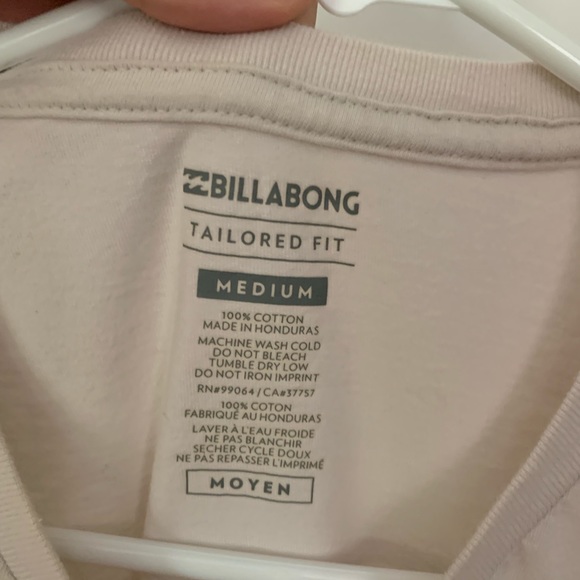 tan billabong t-shirt - Picture 4 of 4